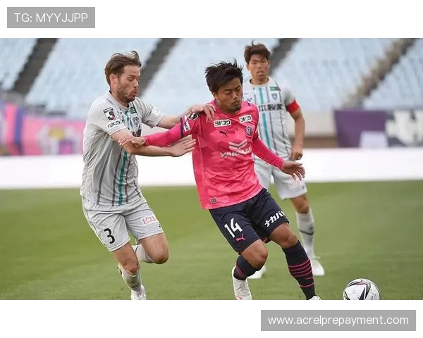 日联杯半场战况：中野击中立柱 加藤陆次树错失单刀 广岛三箭暂0-0福冈黄蜂