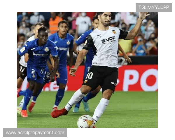 瓦伦西亚强势反弹从垫底逆袭十轮不败稳居联赛第九展现惊人韧性